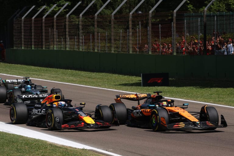 Verstappen triunfa en Emilia Romagna y gana Accin del Ao