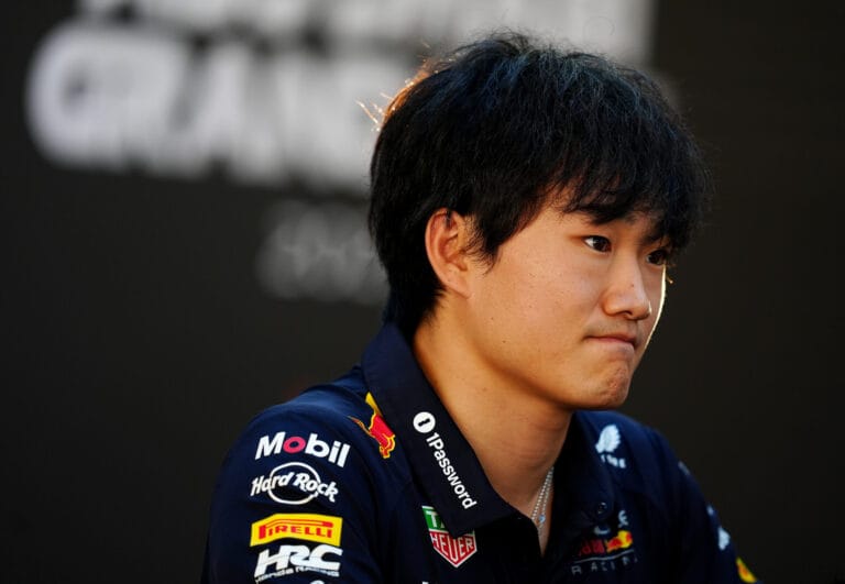 Yuki Tsunoda relega a piloto reserva en Red Bull 2026