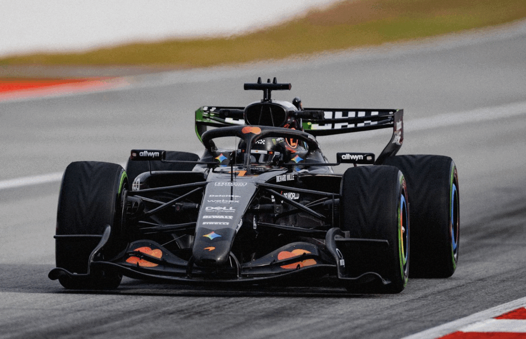 Norris Debuts MCL40 in Barcelona Test Laps