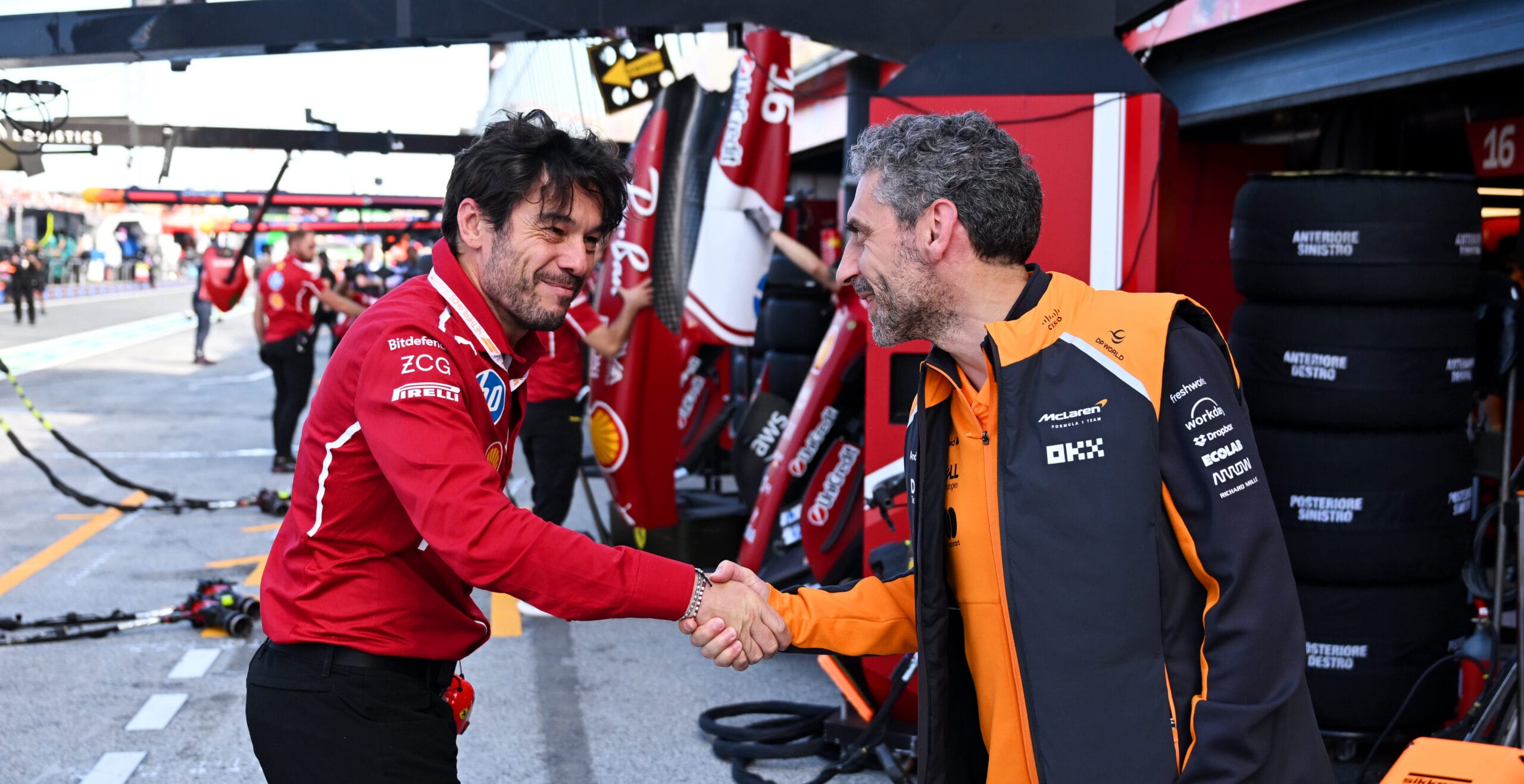 McLaren busca cerrar brecha con Ferrari y Mercedes en F1