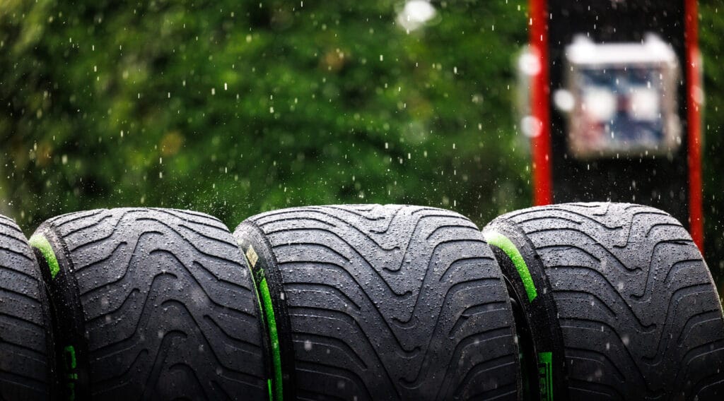 Pirelli Plans New Wet Tyre Tests in Bahrain Desert