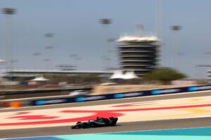 Russell lidera test en Barin con vuelta rcord