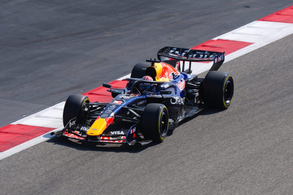 Verstappen Leads Bahrain F1 Test with Hamilton Russell