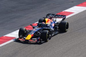 Verstappen lidera pruebas de F1 en Barin con Red Bull