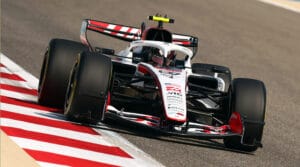 Verstappen Preps for Melbourne in Live Bahrain Test